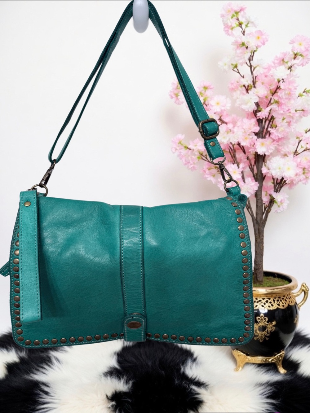 LEATHER STUDDED CROSSBODY BAG MADE IN 🇮🇹 ITALY - Picture 2 of 6